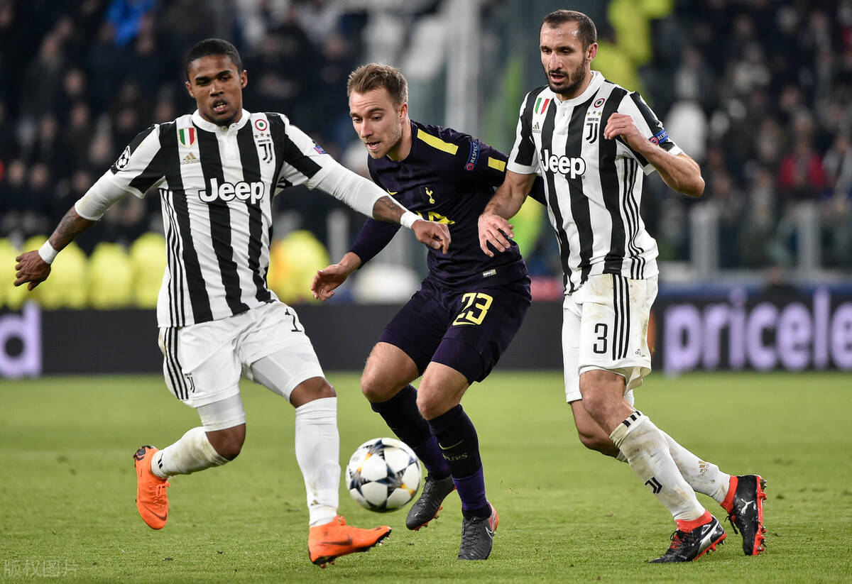 门将抱球超 门将抱球超