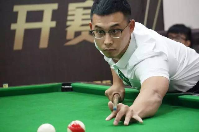 键时刻挺身 键时刻挺身