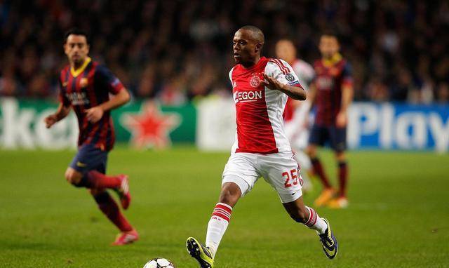 龍查的加入 龍查的加入