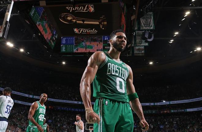 的激烈赛程 的激烈赛程