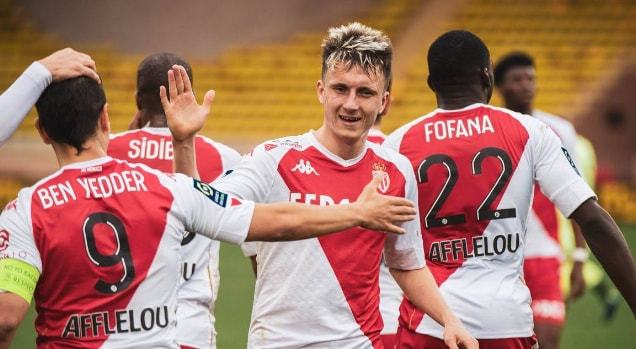 他们正以稳 他们正以稳