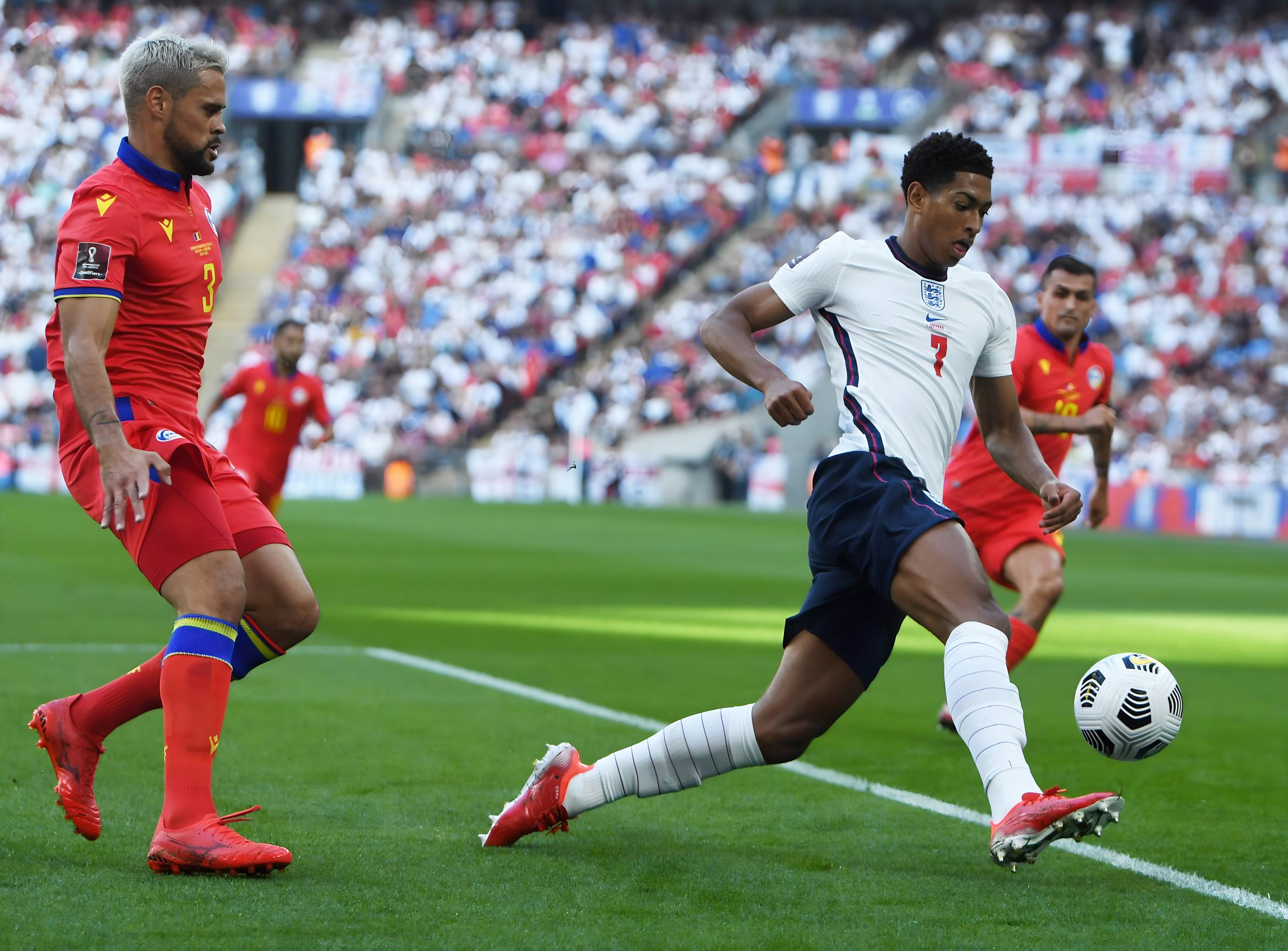 稳固的后防 稳固的后防