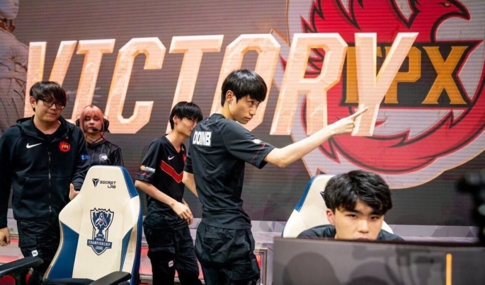 亚足联已处 亚足联已处